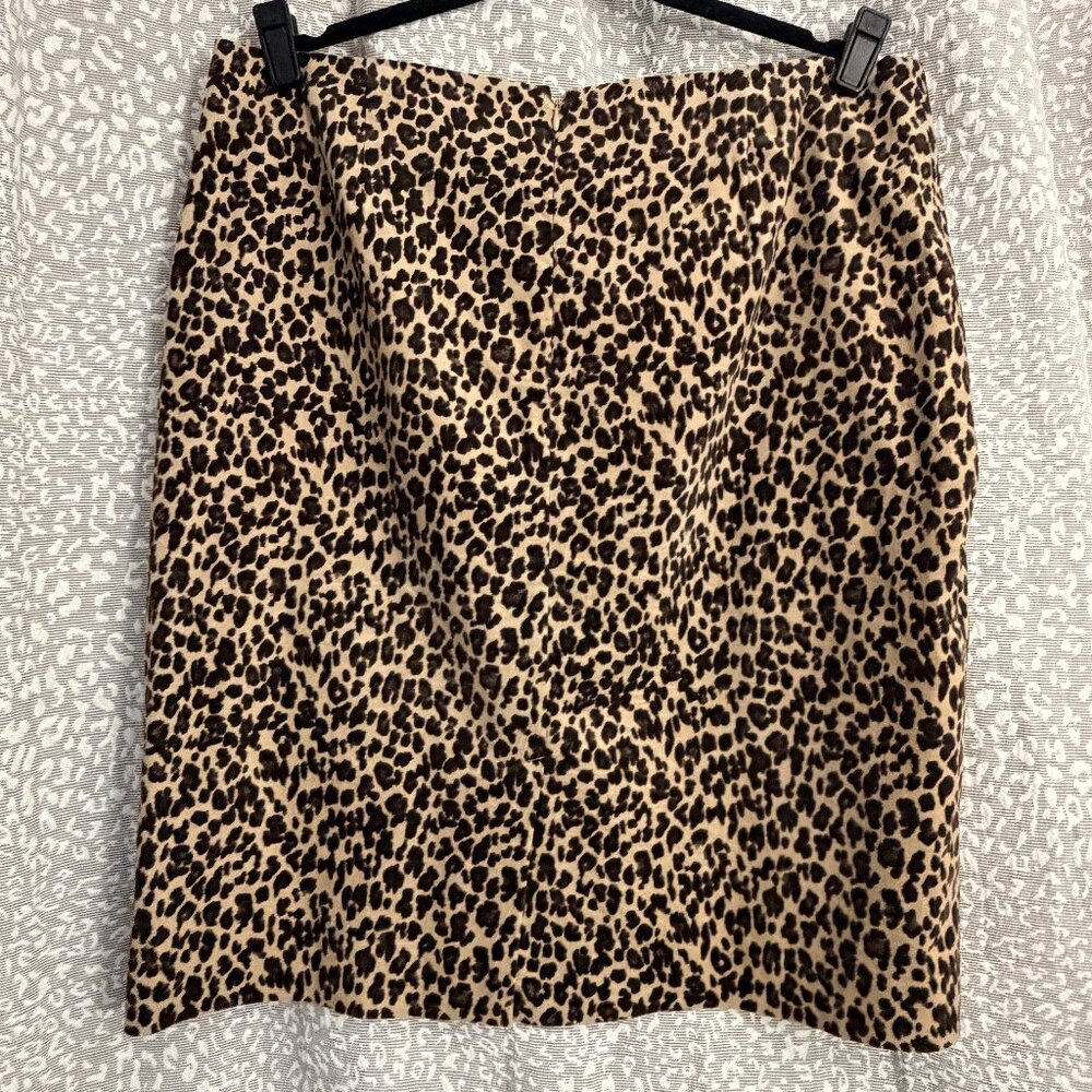 Talbots Leopard Print Stretch Pencil Skirt - Size 16 - Picture 2 of 7